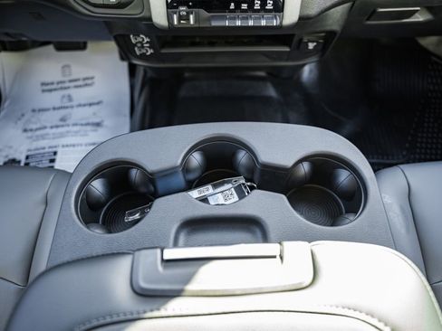New 2026 RAM 2500 Tradesman w/ Chrome Appearance Group image 31