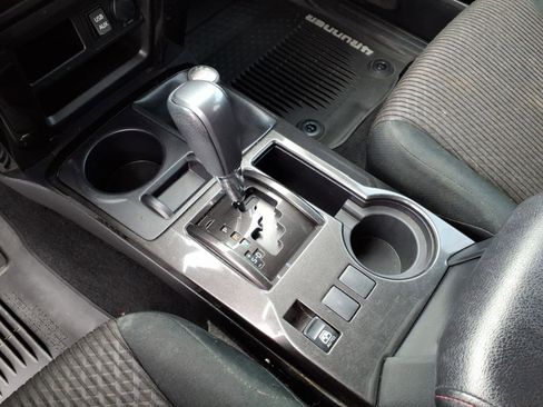 Used 2016 Toyota 4Runner 4WD image 22