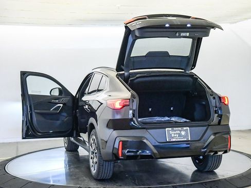 New 2026 BMW X2 xDrive28i w/ Technology Package image 25