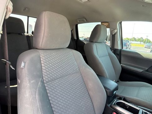 Used 2022 Toyota Tacoma SR5 w/ Technology Package RWD image 17