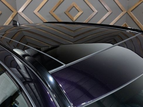 Used 2023 Jaguar F-PACE SVR image 30