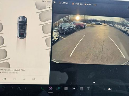 Used 2023 Tesla Model Y Long Range image 37