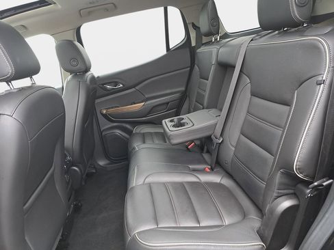 Used 2019 GMC Acadia Denali image 15