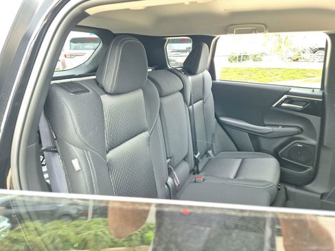 New 2026 Mitsubishi Outlander ES FWD image 25