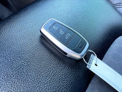 Used 2019 Jeep Compass Altitude image 11