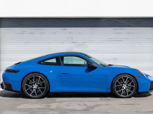 Certified 2025 Porsche 911 Carrera 4 GTS image 8