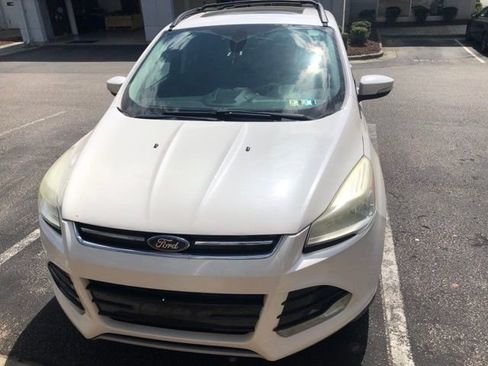 Used 2013 Ford Escape SEL image 2