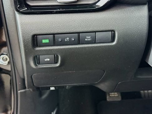 Used 2023 Nissan Sentra SV FWD image 10