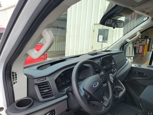 Used 2025 Ford Transit 250 Low Roof w/ Exterior Upgrade Package RWD image 6