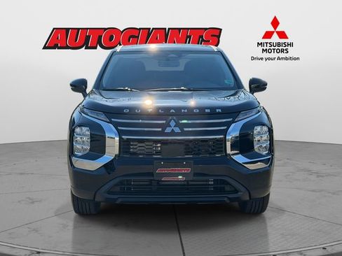 New 2026 Mitsubishi Outlander ES image 6