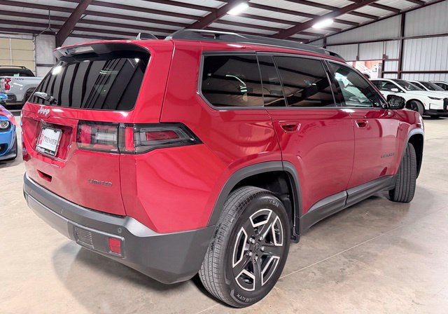 Used 2026 Jeep Cherokee Limited AWD/4WD image 3