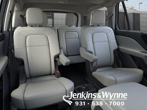 New 2026 Lincoln Aviator Reserve AWD/4WD image 11