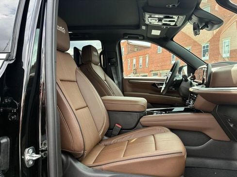New 2026 Chevrolet Tahoe High Country AWD/4WD image 21