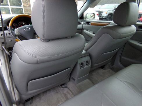 Used 2005 Lexus ES 330 image 28