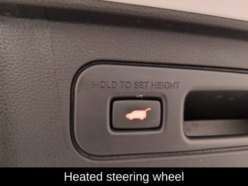 Used 2025 Honda Pilot Elite image 17