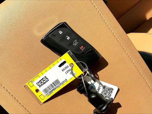 Used 2025 Lexus RX 350 FWD w/ Technology Package image 15