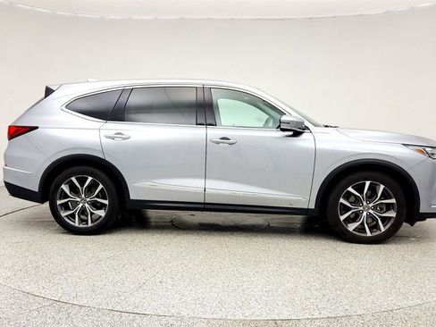 Used 2023 Acura MDX SH-AWD w/ Technology Package image 4