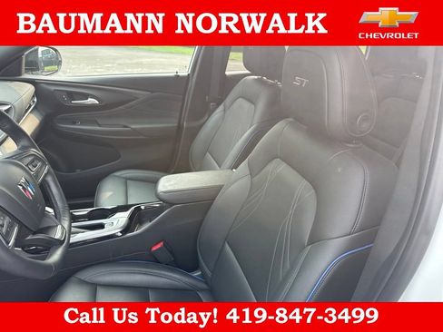 Used 2024 Buick Envista Sport Touring w/ Convenience I Package FWD image 19