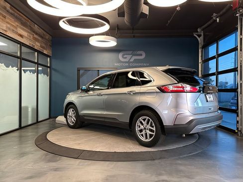 Used 2024 Ford Edge SEL AWD/4WD image 5