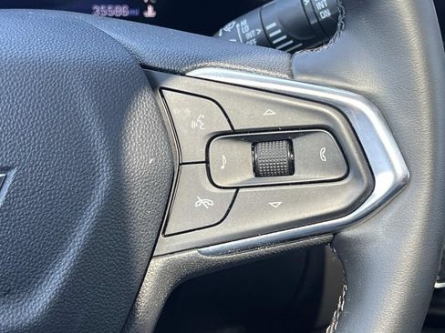 Used 2024 Chevrolet Trax ACTIV w/ Sunroof Package FWD image 20