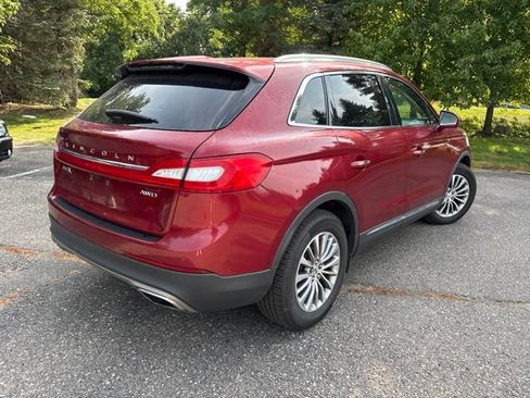 Used 2016 Lincoln MKX Select w/ Select Plus Package AWD/4WD image 3