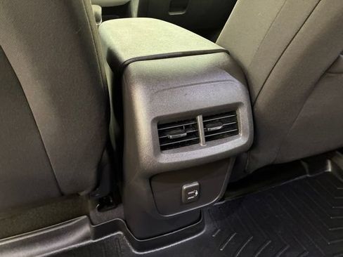 Used 2023 Chevrolet Equinox LS w/ LS Convenience Package AWD/4WD image 19