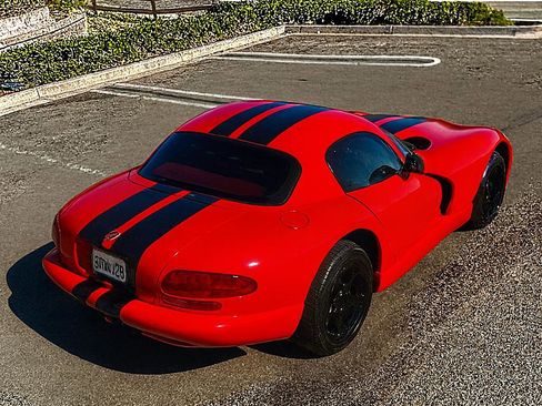 Used 1996 Dodge Viper RT/10 image 29