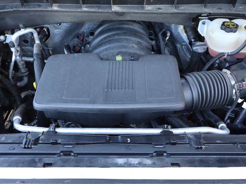 Used 2025 GMC Sierra 1500 SLT AWD/4WD image 40