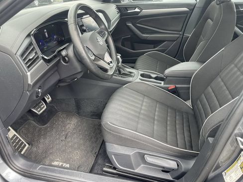Certified 2024 Volkswagen Jetta Sport FWD image 9