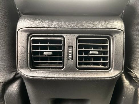 Used 2020 Toyota RAV4 XLE w/ All Weather Liner Package AWD/4WD image 28