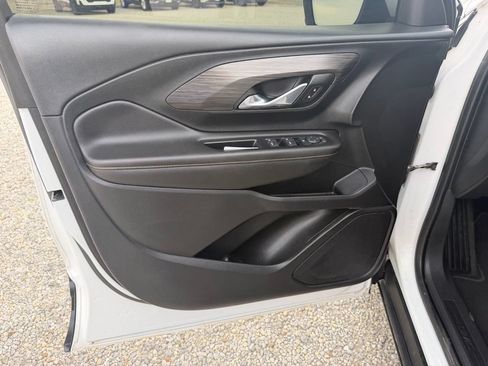 Used 2020 GMC Terrain SLT FWD image 9