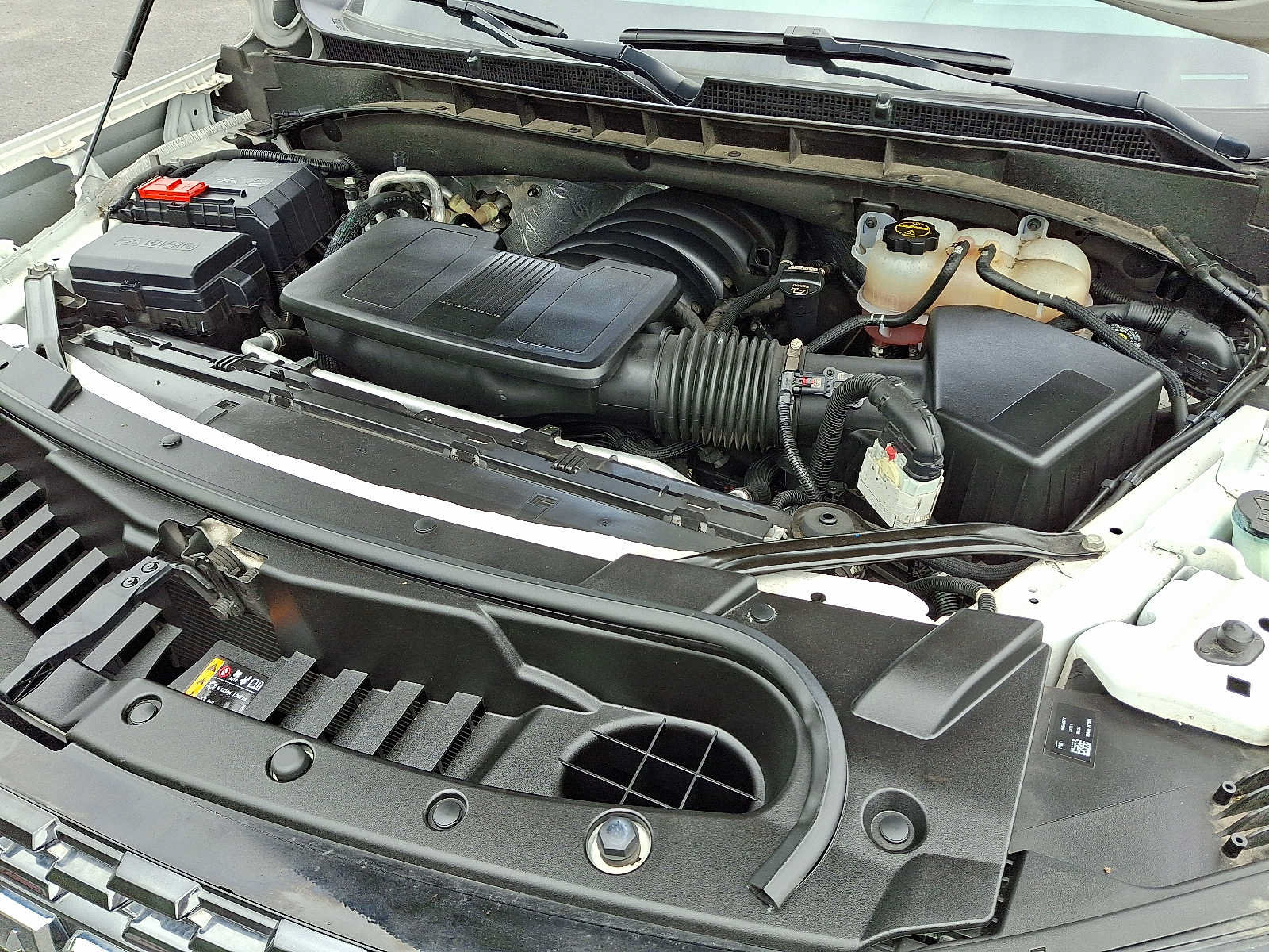 Used 2024 GMC Yukon Denali Ultimate AWD/4WD image 29