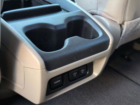 Used 2018 Honda Odyssey Touring image 19