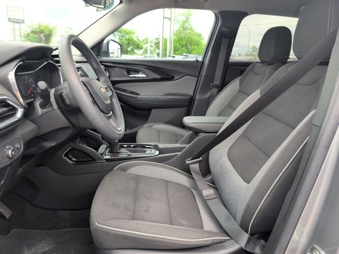 Certified 2023 Chevrolet TrailBlazer LT FWD image 13
