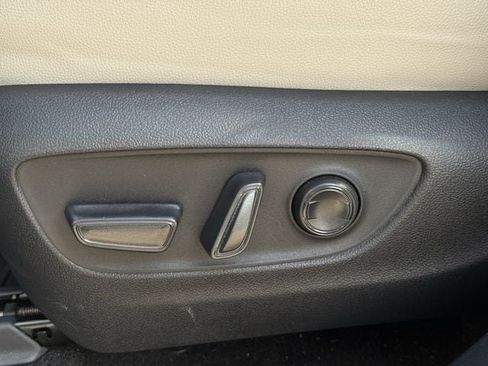 Used 2024 Toyota Grand Highlander FWD image 29