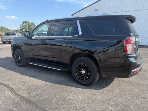 Used 2022 Chevrolet Tahoe LT w/ Luxury Package AWD/4WD image 7