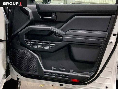 Certified 2025 Toyota Tacoma SR image 19