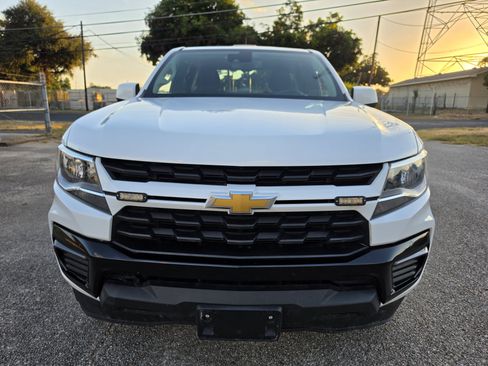 Used 2022 Chevrolet Colorado LT w/ Fleet Safety Package RWD image 2