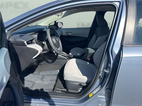 Used 2020 Toyota Corolla LE image 9