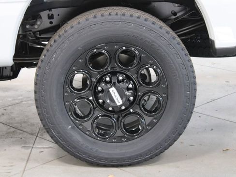 New 2026 Ford F250 Lariat w/ Black Appearance Package image 17