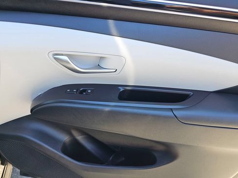 Certified 2024 Hyundai Tucson SEL FWD image 12