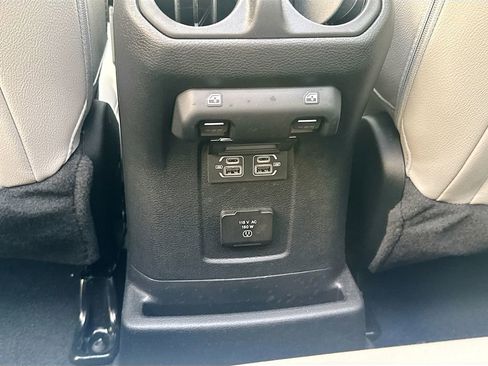Used 2023 Jeep Wrangler Unlimited Sahara AWD/4WD image 29