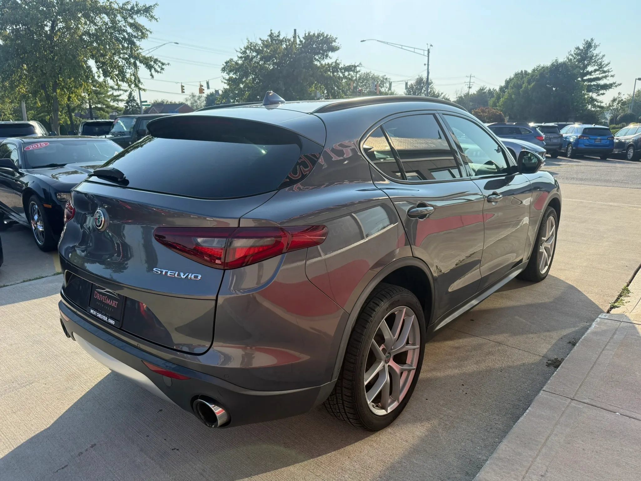 Used 2018 Alfa Romeo Stelvio Ti Sport AWD/4WD image 3