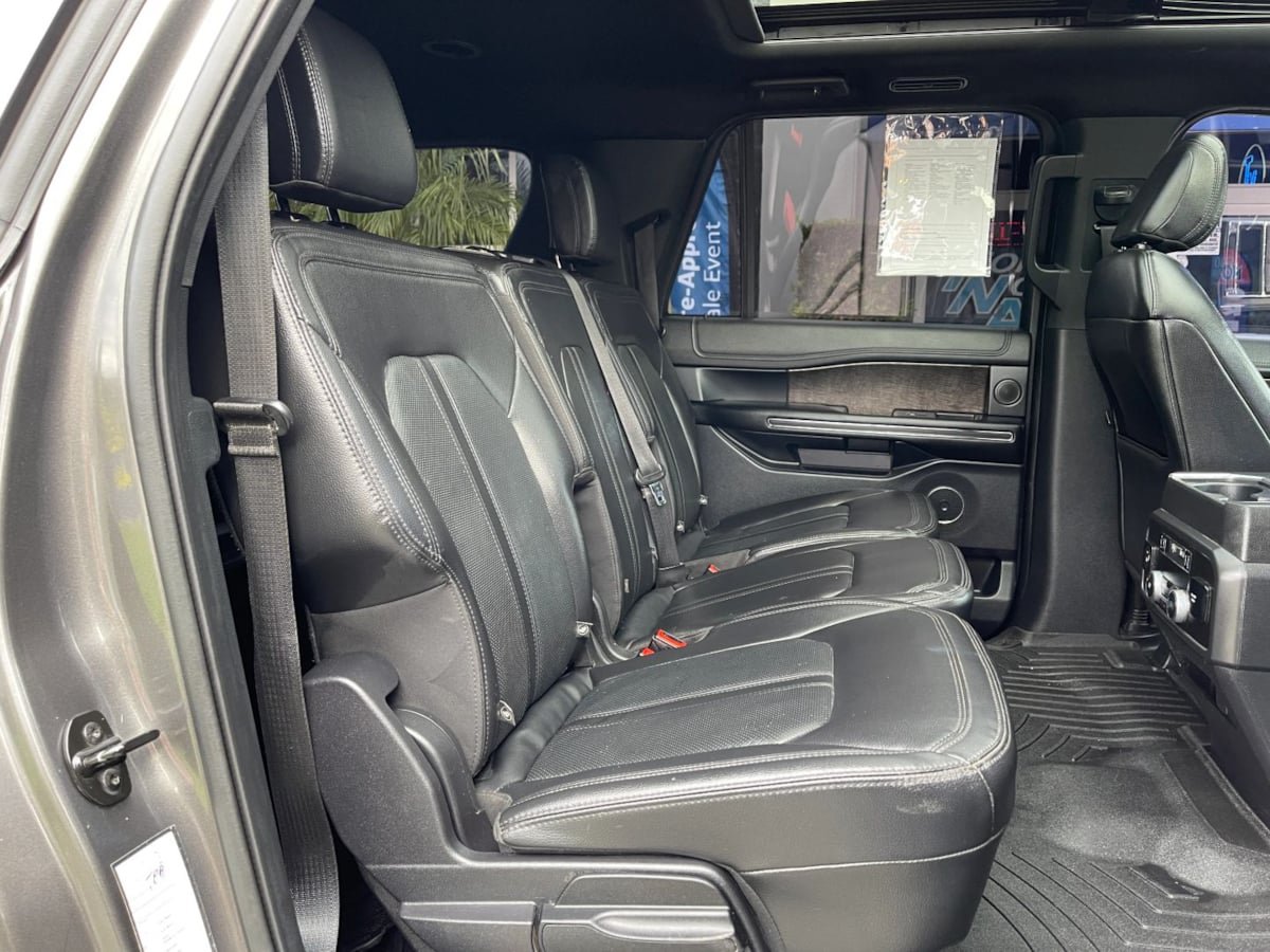 Used 2021 Ford Expedition Max Limited RWD image 31