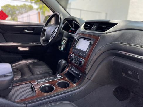 Used 2014 Chevrolet Traverse LTZ AWD/4WD image 25