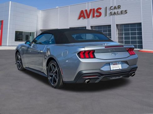 Used 2024 Ford Mustang Premium image 9