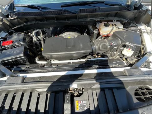 Used 2025 Chevrolet Silverado 1500 LT image 27