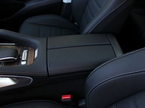 New 2026 Mercedes-Benz GLS 450 4MATIC image 32