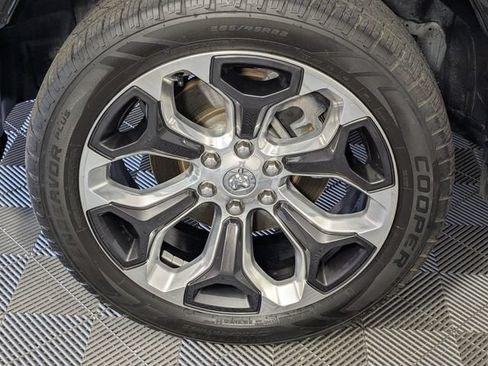 Used 2023 RAM 1500 Limited AWD/4WD image 8