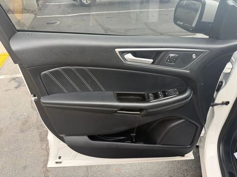 Used 2019 Ford Edge ST w/ Cold Weather Package image 10